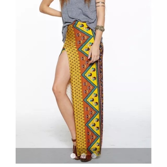 NOVELLA ROYALE SLIT BOHO MAXI SKIRT FREE PEOPLE - Picture 3 of 5